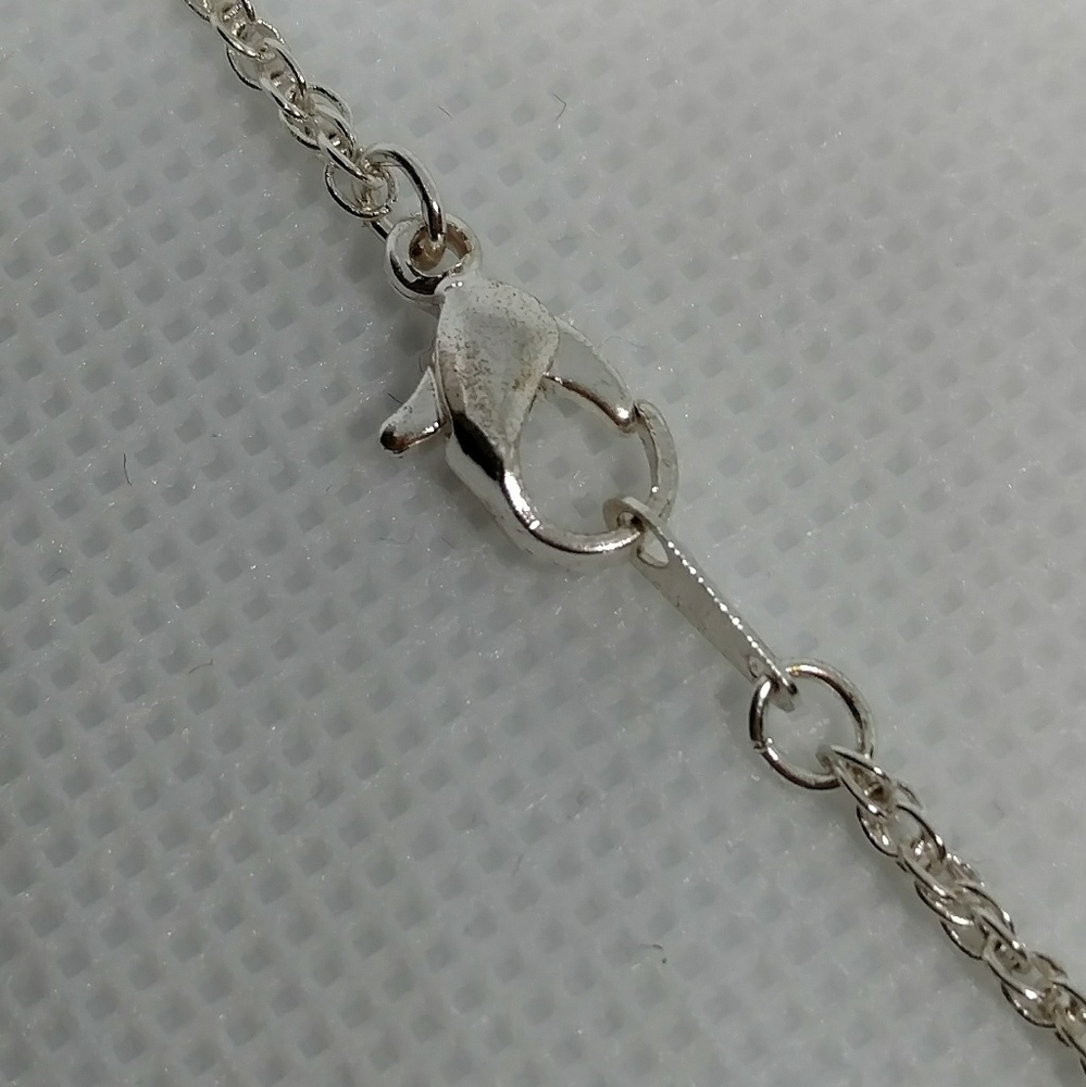 Rhinestone pendant necklace 3 stones silver tone - Picture 6 of 6